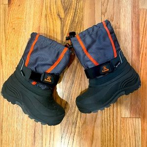 Kamik Toddler winter snow boots size 9